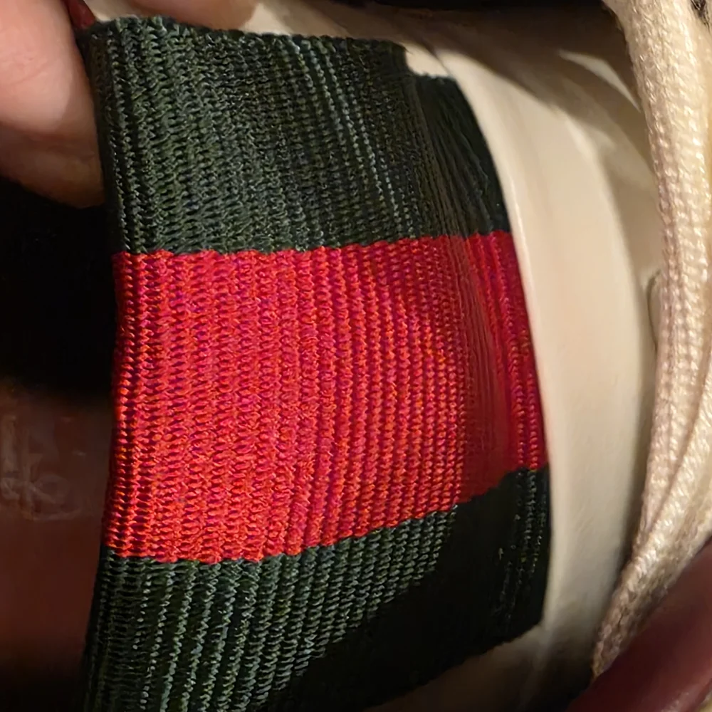 GUCCI Re-Web Trainer White & Red Leather Sneakers 818002 Gucci Sz 8 Box & Dust - Picture 11 of 16